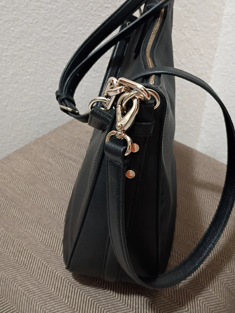kate spade Murberry Street Vivian Hobo Bag Black Leather/ Shoulder- Adjust Strap